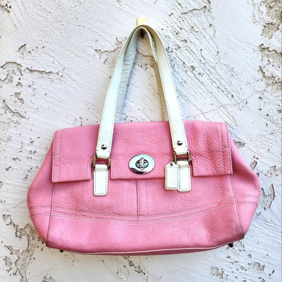 Coach Handbags - Coach light Pink white twist lock handbag purse bag
